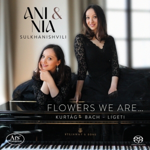 György Kurtág Johann Sebastian Bac - Flowers We Are ... - Works For Pian in der Gruppe MUSIK / SACD / Klassiskt bei Bengans Skivbutik AB (5558159)