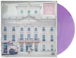 Melanie Martinez - K-12 (Violet Colour Vinyl) in der Gruppe Labels /  bei Bengans Skivbutik AB (5564410)