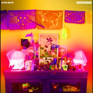 Underworld - Strawberry Hotel (2LP) in der Gruppe UNSERE TIPPS / Freitagsveröffentlichungen /  bei Bengans Skivbutik AB (5565260)