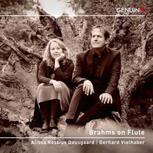 Alissa Rossius Dausgaard Gerhard V - Brahms On Flute in der Gruppe UNSERE TIPPS / Freitagsveröffentlichungen / Freitag den 1 November 2024 bei Bengans Skivbutik AB (5565735)