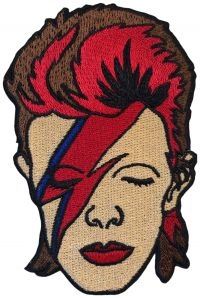 Bowie David - Patch Ziggy Face (9,3 X 6,2 Cm) in der Gruppe MERCHANDISE / Stoffaufnäher / Pop-Rock bei Bengans Skivbutik AB (5566834)