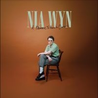 Nia Wyn - A Pleasure To Have In Class in der Gruppe CD / Pop-Rock bei Bengans Skivbutik AB (5569460)