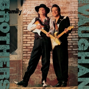 The Vaughan Brothers - Family Style in der Gruppe Övrigt /  bei Bengans Skivbutik AB (5574349)