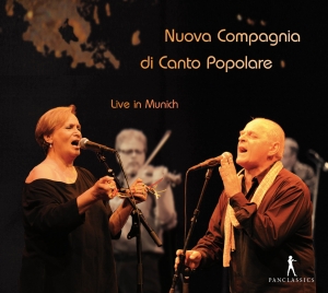 Nuova Compagnia Di Canto Popolare - Live In München 2011 in der Gruppe CD / Klassiskt bei Bengans Skivbutik AB (5575786)