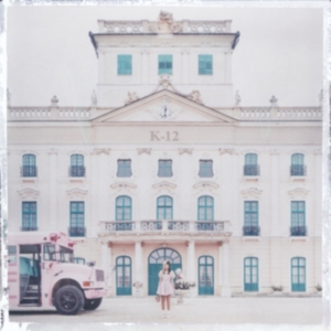 Melanie Martinez - K-12 (Baby Pink & Milky Clear Vinyl) in der Gruppe VINYL / Pop-Rock bei Bengans Skivbutik AB (5576887)