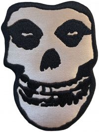 Misfits - Patch Gold Skull (9,9 X 7,3 Cm) in der Gruppe MERCHANDISE / Stoffaufnäher / Pop-Rock bei Bengans Skivbutik AB (5577590)