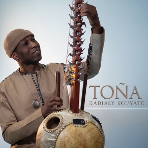 Kadialy Kouyate - Tona in der Gruppe CD / Kommande / World Music bei Bengans Skivbutik AB (5593208)