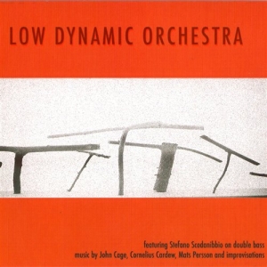 Cage John / Cardew Cornelius - Low Dynamic Orchestra in der Gruppe Externt_Lager / Naxoslager bei Bengans Skivbutik AB (562477)