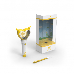 Yena - Official Light Stick in der Gruppe MERCHANDISE / Merch / Kommande / K-Pop bei Bengans Skivbutik AB (5627246)