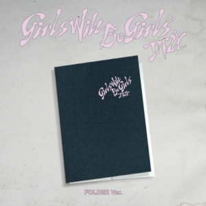 Itzy - Girls Will Be Girls (Folder Ver.)  in der Gruppe CD / Kommande / K-Pop bei Bengans Skivbutik AB (5627620)