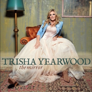 Trisha Yearwood - The Mirror in der Gruppe UNSERE TIPPS / Freitagsveröffentlichungen / 2025-07-18 bei Bengans Skivbutik AB (5628333)