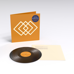 Saint Etienne - International (Black Vinyl) in der Gruppe VINYL / Kommande / Pop-Rock bei Bengans Skivbutik AB (5629342)
