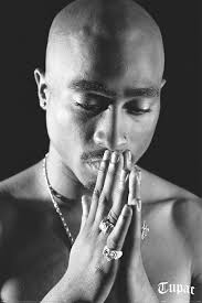 Tupac - Pray Maxi Poster in der Gruppe MERCHANDISE / Merch / Hip Hop-Rap bei Bengans Skivbutik AB (5630252)