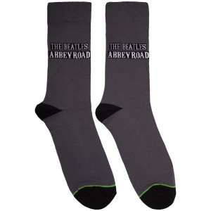 Beatles - Abbey Road Sign Uni Grey Socks in der Gruppe MERCHANDISE / Merch / Nyheter / Pop-Rock bei Bengans Skivbutik AB (5630387)