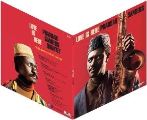 Pharoah Sanders - Love Is Here - The Complete Paris 1975 Ortf Recordings in der Gruppe VINYL / Kommande / Jazz bei Bengans Skivbutik AB (5631380)