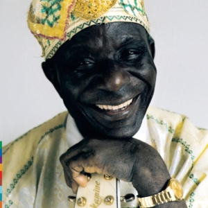 S.E. Rogie - Dead Men Don't Smoke Marijuana in der Gruppe CD / Pop-Rock,World Music bei Bengans Skivbutik AB (5631796)