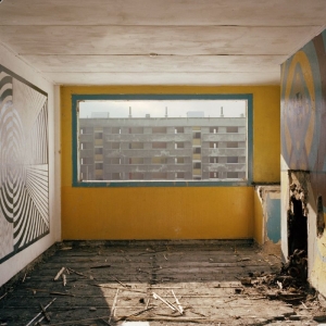 Spafford Campbell - Tomorrow Held in der Gruppe UNSERE TIPPS / Freitagsveröffentlichungen / 2025-08-01 bei Bengans Skivbutik AB (5633461)