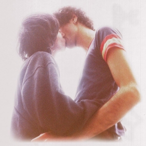 Winter - Adult Romantix (Ltd Cherry Kiss Vin in der Gruppe UNSERE TIPPS / Freitagsveröffentlichungen / 2025-08-22 bei Bengans Skivbutik AB (5633713)