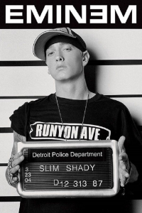 Eminem - Mugshot 91,5 X 61 Cm in der Gruppe Merchandise bei Bengans Skivbutik AB (5634275)