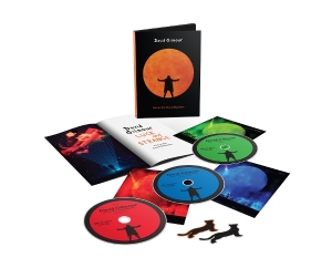Gilmour David - Live At The Circus Maximus (3DVD Boxset) in der Gruppe Musik-DVD & Bluray / Kommande bei Bengans Skivbutik AB (5634933)