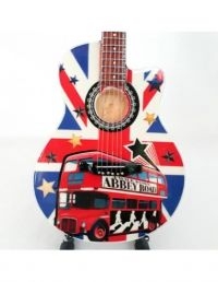 Beatles - Minigitarr Tribute (Höjd Ca 25Cm) in der Gruppe MERCHANDISE / Accessoarer / Pop-Rock bei Bengans Skivbutik AB (5635154)