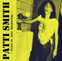 Smith Patti - First We Take Manhattan in der Gruppe VINYL / Pop-Rock bei Bengans Skivbutik AB (5636778)