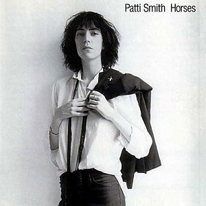 Patti Smith - Horses (50Th Anniversary Color 2LP, National Album Day) in der Gruppe VINYL / Kommande / Pop-Rock bei Bengans Skivbutik AB (5640267)