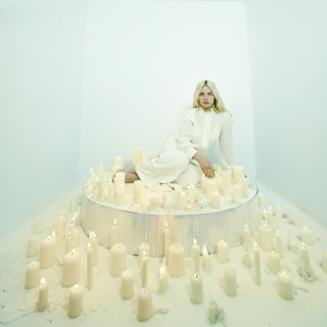 Ashe - Ashlyn (Red & White Vinyl) in der Gruppe UNSERE TIPPS / Freitagsveröffentlichungen / 2025-10-24 bei Bengans Skivbutik AB (5640909)