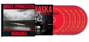 Bruce Springsteen - Nebraska ’82: Expanded Edition (4 CD + 1 Blu-ray) in der Gruppe Kommande - alla format bei Bengans Skivbutik AB (5641270)