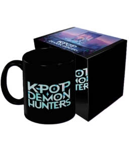 K-Pop Demon Hunters - (K Pop Logo) Black Pod Mug in der Gruppe MERCHANDISE / Tasse / K-Pop bei Bengans Skivbutik AB (5647069)
