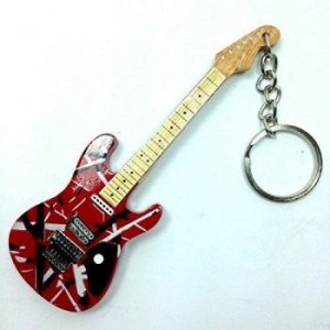 Van Halen - Nyckelring Eddie Van Halen (Trä) in der Gruppe MERCHANDISE / Accessoarer / Hårdrock bei Bengans Skivbutik AB (5648417)