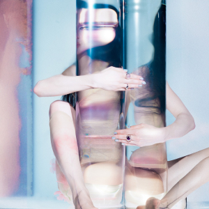 Poppy - Empty Hands in der Gruppe CD / Kommande / Pop-Rock bei Bengans Skivbutik AB (5650058)