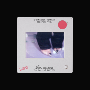 Taeyeon - Panorama : The Best OF Taeyeon (Digipack Ver.) in der Gruppe CD / Kommande / K-Pop bei Bengans Skivbutik AB (5650126)