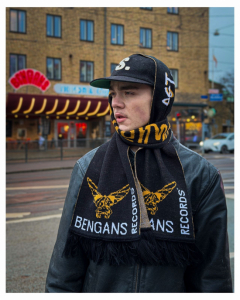 Bengans - Origins Scarf (Black) in der Gruppe MERCHANDISE / Merch / Nyheter / Pop-Rock bei Bengans Skivbutik AB (5652436)