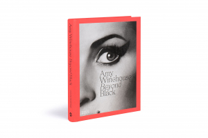 Naomi Parry - Amy Winehouse: Beyond Black in der Gruppe Övriga böcker bei Bengans Skivbutik AB (5658212)