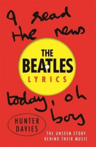 Hunter Davies - Beatles Lyrics: Unseen Story Behind Their Music in der Gruppe Taschenbücher bei Bengans Skivbutik AB (5658225)