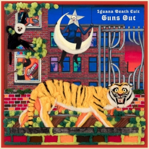 Iguana Death Cult - Guns Out (Limited Edition Blue Viny in der Gruppe VINYL / Kommande / Pop-Rock bei Bengans Skivbutik AB (5658260)
