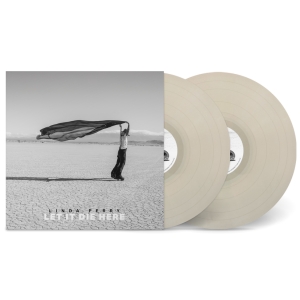 Linda Perry - Let It Die Here (2LP Desert Glass Vinyl) in der Gruppe UNSERE TIPPS / Freitagsveröffentlichungen / 2026-05-08 bei Bengans Skivbutik AB (5660003)