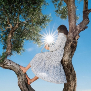 Eaves Wilder - Little Miss Sunshine (Ltd. Yellow & in der Gruppe VINYL / Kommande / Pop-Rock bei Bengans Skivbutik AB (5663023)