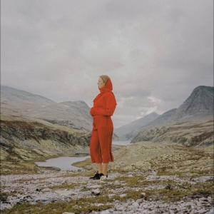 Juni Habel - Evergreen In Your Mind in der Gruppe CD / Kommande / World Music bei Bengans Skivbutik AB (5663458)