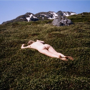 Bnny - One Million Love Songs (Tri Color S in der Gruppe VINYL / Kommande / Pop-Rock bei Bengans Skivbutik AB (5664025)