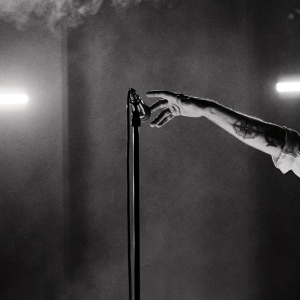 Thåström - Flytta Isbergen, Vattna Svärmorstungan, Ta Med Soporna Ut (2LP incl Signed Card) in der Gruppe VINYL / Kommande / Pop-Rock bei Bengans Skivbutik AB (5664572)