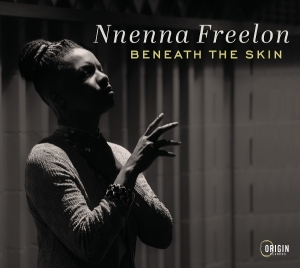 Nnenna Freelon - Beneath The Skin in der Gruppe UNSERE TIPPS / Freitagsveröffentlichungen / 2026-06-05 bei Bengans Skivbutik AB (5669006)