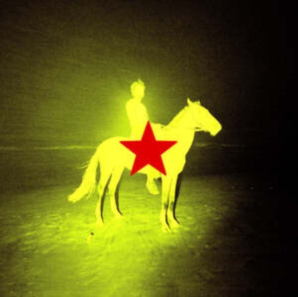 Genesis Owusu - Redstar Wu & The Worldwide Scourge in der Gruppe CD / Kommande / Pop-Rock bei Bengans Skivbutik AB (5675344)