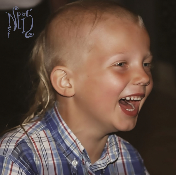 NEIS - Doghouse (Black Vinyl LP) in der Gruppe VINYL / Kommande / Pop-Rock bei Bengans Skivbutik AB (5677809)