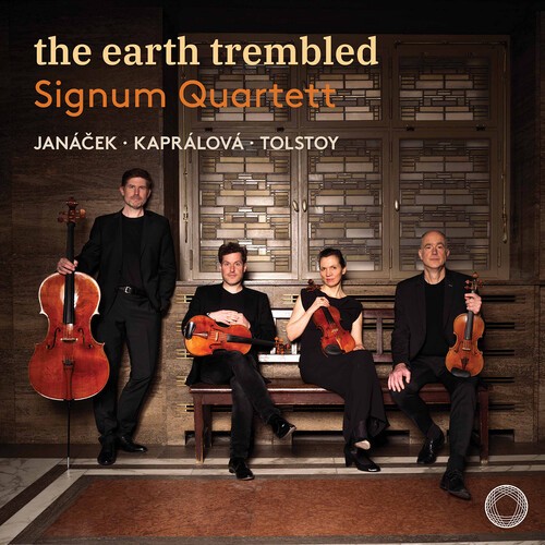 Signum Quartett - The Earth Trembled in der Gruppe UNSERE TIPPS / Freitagsveröffentlichungen / 2026-09-04 bei Bengans Skivbutik AB (5677868)