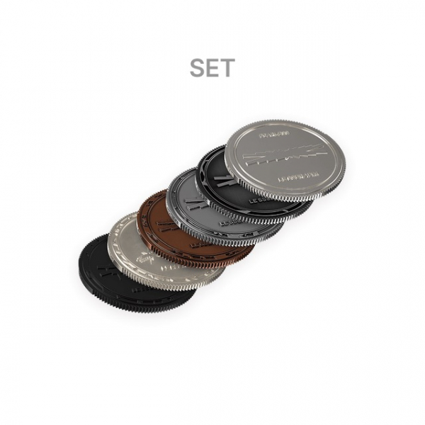Le Sserafim - Sound Coin Album (SET) + Weverse Gift (WS) in der Gruppe MERCHANDISE / Merch+Code / Kommande / K-Pop bei Bengans Skivbutik AB (5678138)