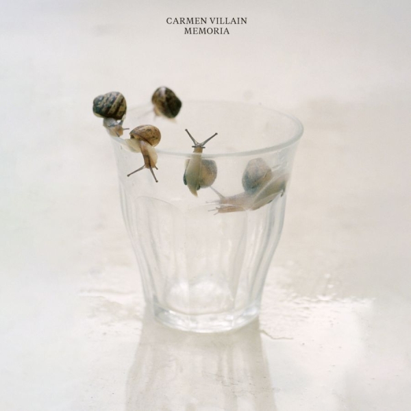Carmen Villain - Memoria (Clear Vinyl) in der Gruppe VINYL / Kommande / Dance-Techno bei Bengans Skivbutik AB (5678701)
