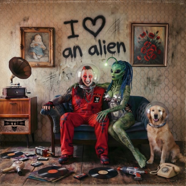 Extize - I Love An Alien (Digipack) in der Gruppe CD / Kommande / Pop-Rock bei Bengans Skivbutik AB (5678773)