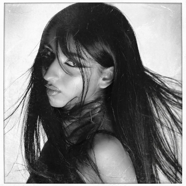 Ambre - J'me Demande in der Gruppe VINYL / Kommande / Pop-Rock bei Bengans Skivbutik AB (5679811)